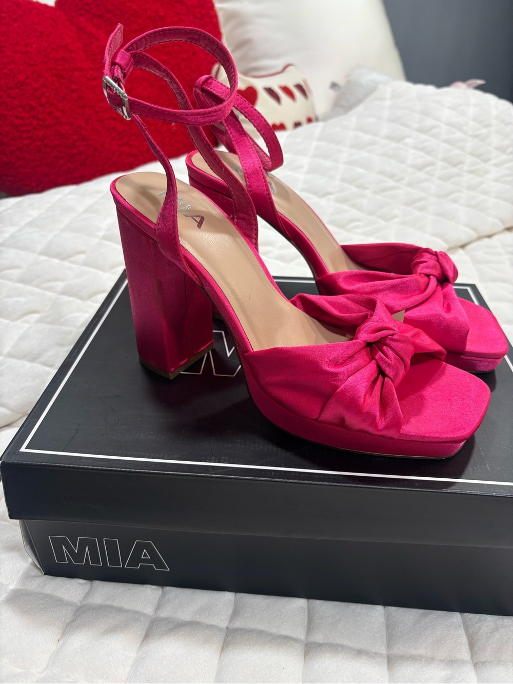 MIA Hot Pink Knotted Platform Block Heel Sandal